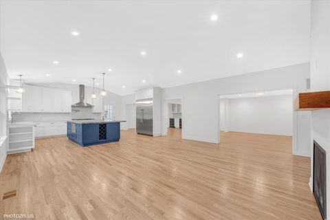 Tiny photo for 707 Brierhill Road, Deerfield, IL 60015 (MLS # 12481212)