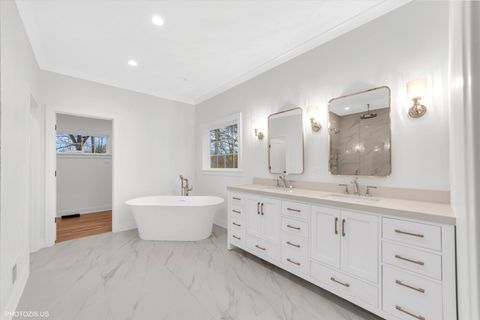 Tiny photo for 707 Brierhill Road, Deerfield, IL 60015 (MLS # 12481212)