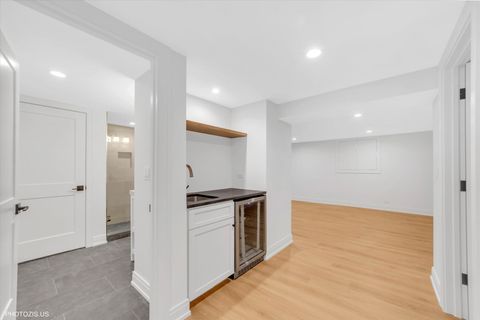 Tiny photo for 707 Brierhill Road, Deerfield, IL 60015 (MLS # 12481212)