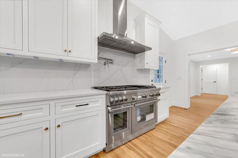 Tiny photo for 707 Brierhill Road, Deerfield, IL 60015 (MLS # 12481212)