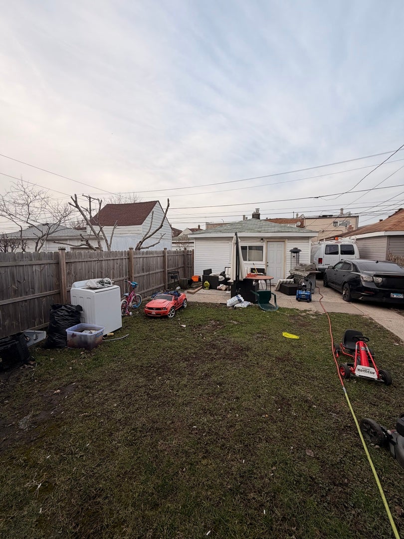 5418 W 25th Place