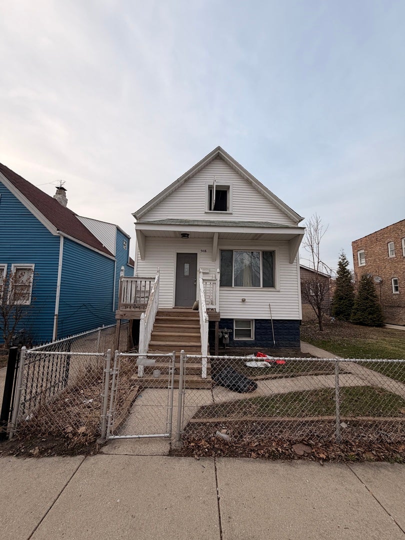 5418 W 25th Place
