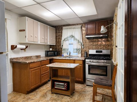 Tiny photo for 304 Cameron Avenue, Lockport, IL 60441 (MLS # 12647468)