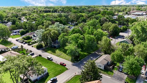 Tiny photo for 304 Cameron Avenue, Lockport, IL 60441 (MLS # 12647468)