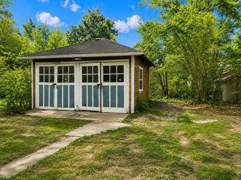 Tiny photo for 304 Cameron Avenue, Lockport, IL 60441 (MLS # 12647468)