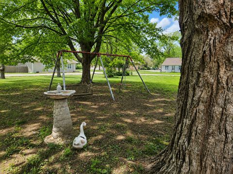 Tiny photo for 304 Cameron Avenue, Lockport, IL 60441 (MLS # 12647468)