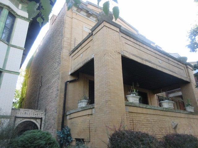 3415 W Adams Street