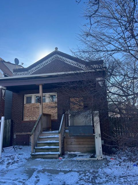 1507 W Marquette Road Chicago IL 60636