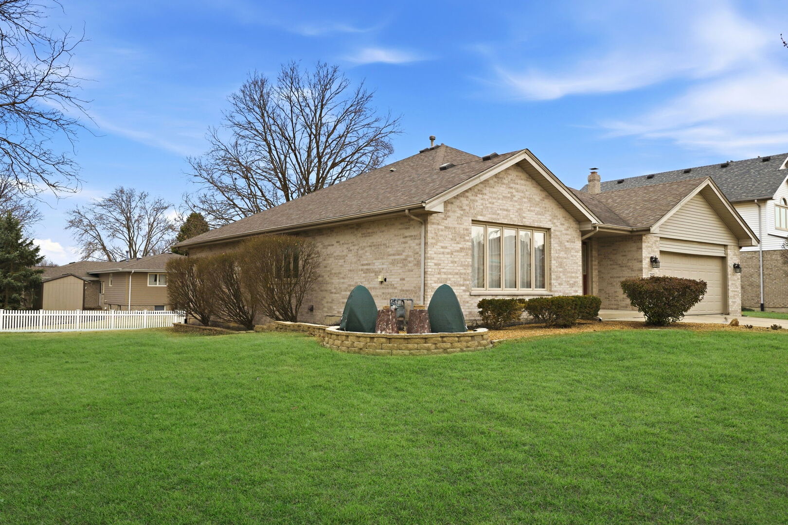 1253 St. Charles Drive