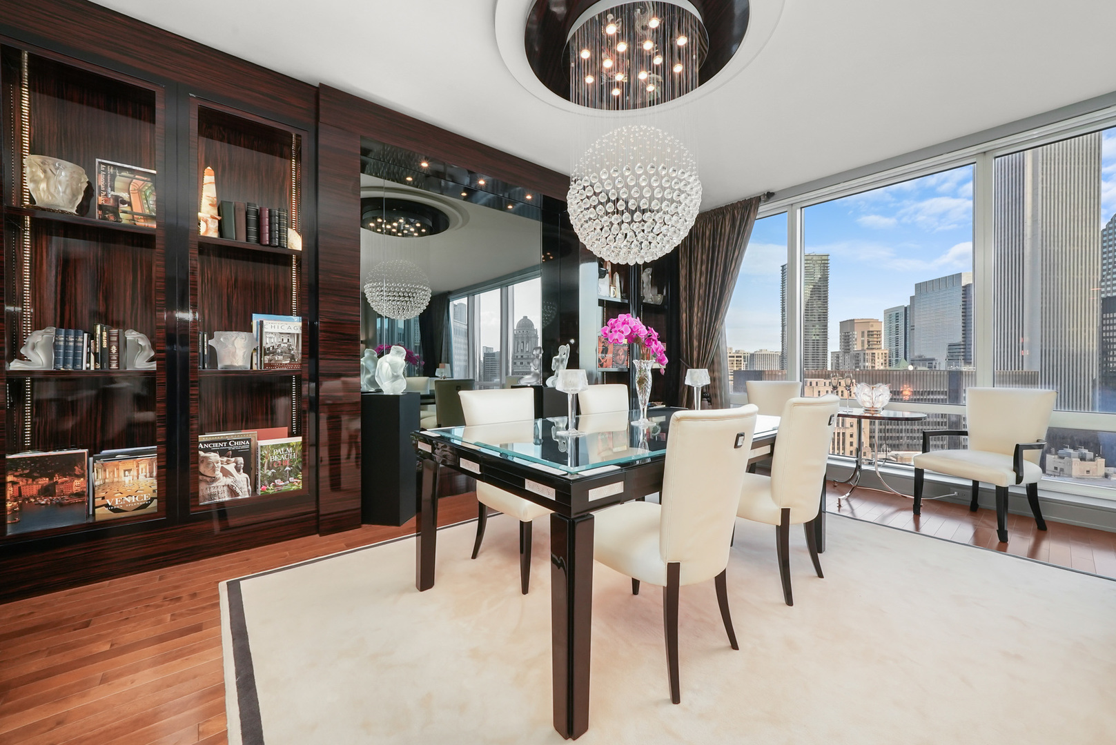 401 N Wabash Avenue 30J