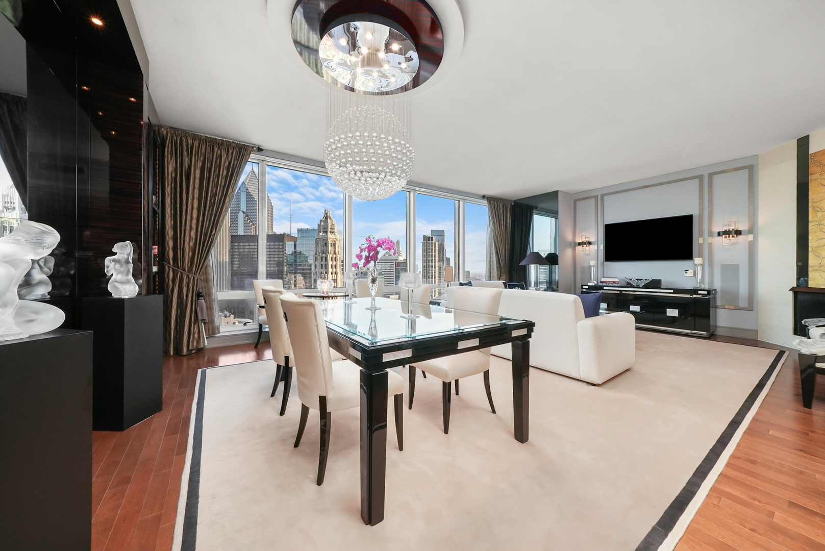 401 N Wabash Avenue 30J