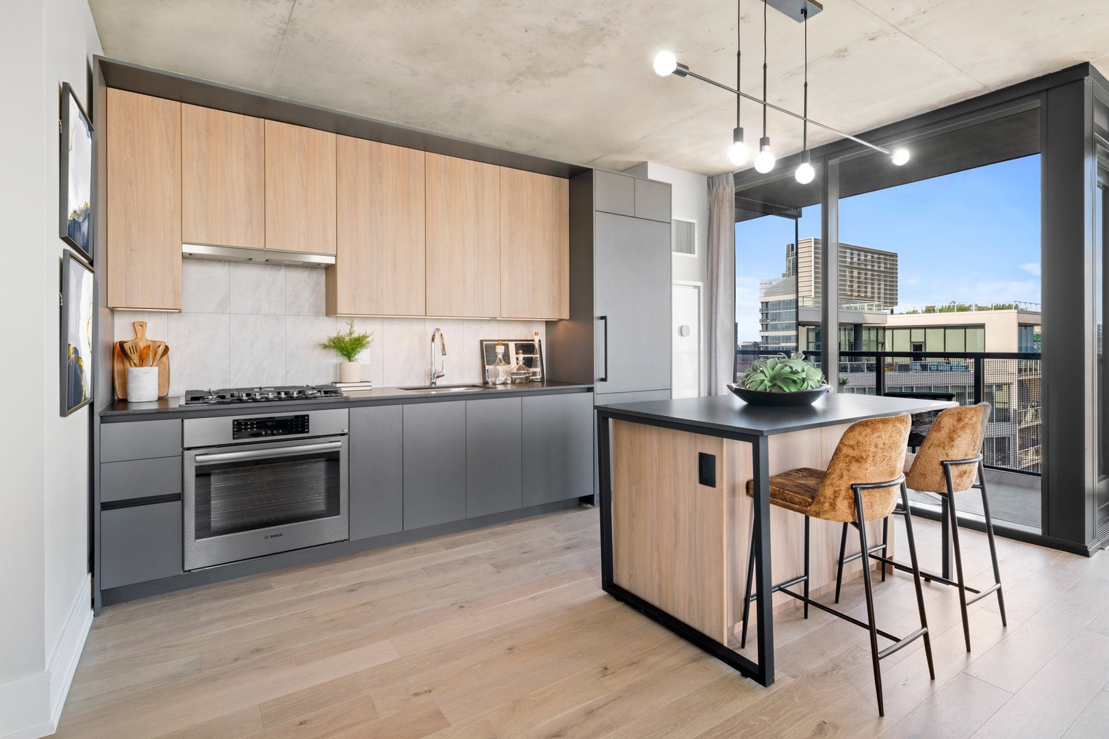 234 W Polk Street 3909