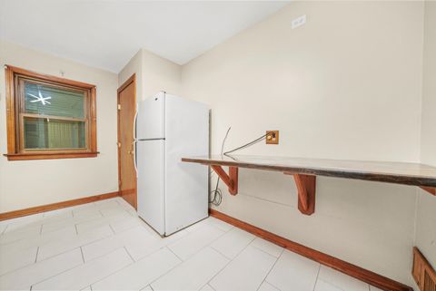 Tiny photo for 9833 S Claremont Avenue, Chicago, IL 60643 (MLS # 12489049)