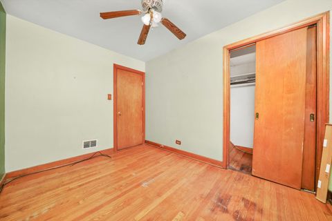 Tiny photo for 9833 S Claremont Avenue, Chicago, IL 60643 (MLS # 12489049)