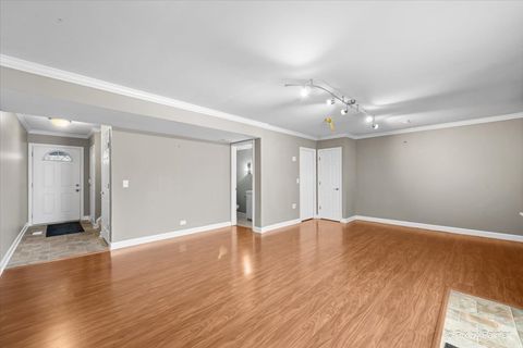 Tiny photo for 215 Lakeshore Lane, Bloomingdale, IL 60108 (MLS # 12532027)