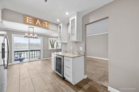 Tiny photo for 215 Lakeshore Lane, Bloomingdale, IL 60108 (MLS # 12532027)