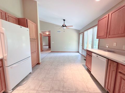 Tiny photo for 720 Serene Trail, Woodstock, IL 60098 (MLS # 12633255)