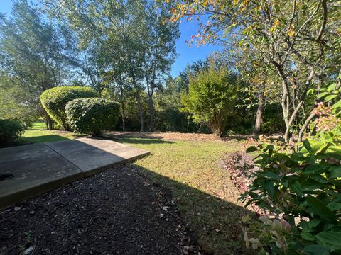 Tiny photo for 720 Serene Trail, Woodstock, IL 60098 (MLS # 12633255)