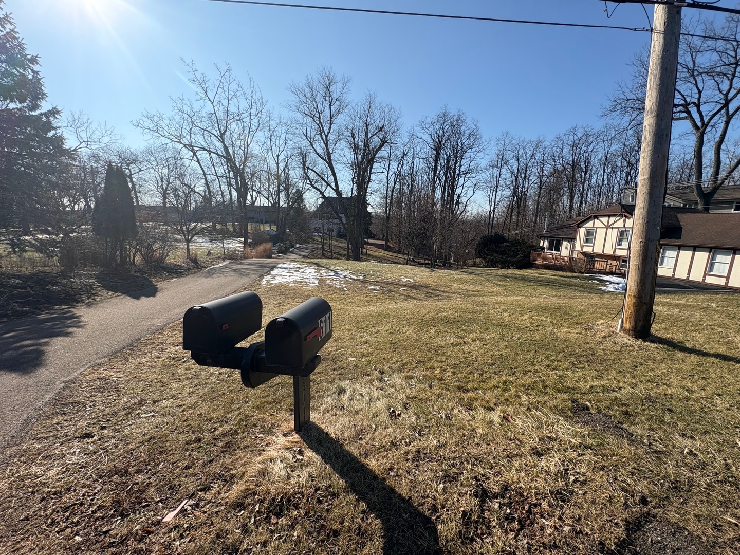 611 E Main Street Road