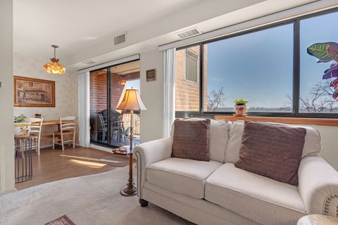 Tiny photo for 3801 Appian Way #403, Glenview, IL 60025 (MLS # 12576530)