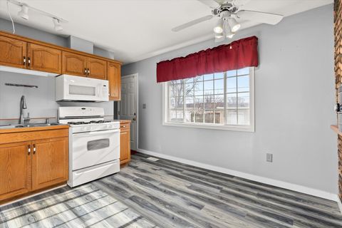 Tiny photo for 794 Farragut Avenue, Romeoville, IL 60446 (MLS # 12547713)