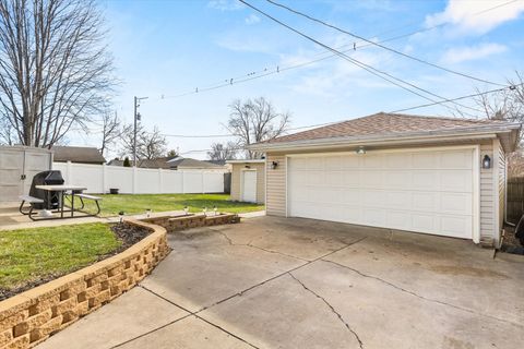 Tiny photo for 794 Farragut Avenue, Romeoville, IL 60446 (MLS # 12547713)