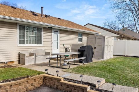 Tiny photo for 794 Farragut Avenue, Romeoville, IL 60446 (MLS # 12547713)