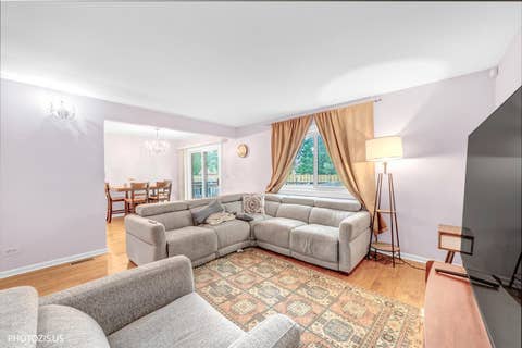 Tiny photo for 411 Hickory Drive #411, Wheeling, IL 60090 (MLS # 12730650)
