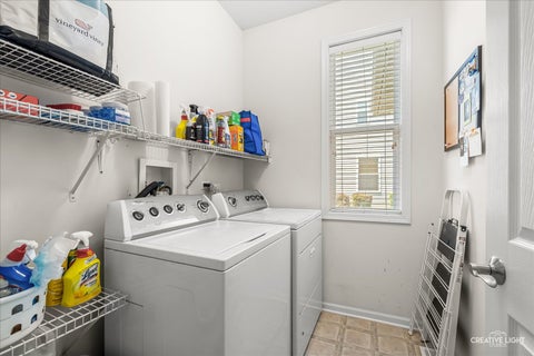 Tiny photo for 390 Bloomfield Circle E, Oswego, IL 60543 (MLS # 12651593)