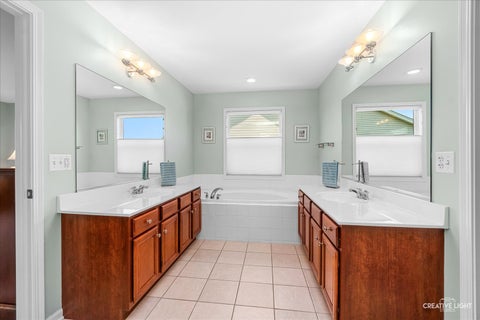 Tiny photo for 390 Bloomfield Circle E, Oswego, IL 60543 (MLS # 12651593)