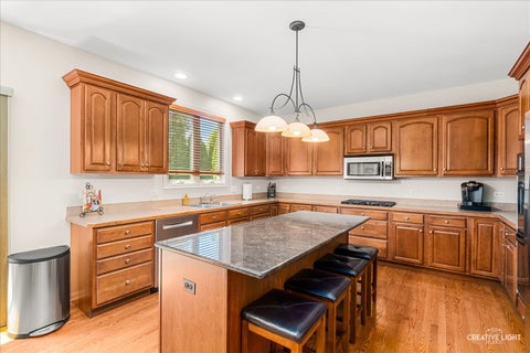 Tiny photo for 390 Bloomfield Circle E, Oswego, IL 60543 (MLS # 12651593)