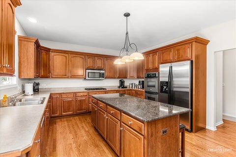 Tiny photo for 390 Bloomfield Circle E, Oswego, IL 60543 (MLS # 12651593)