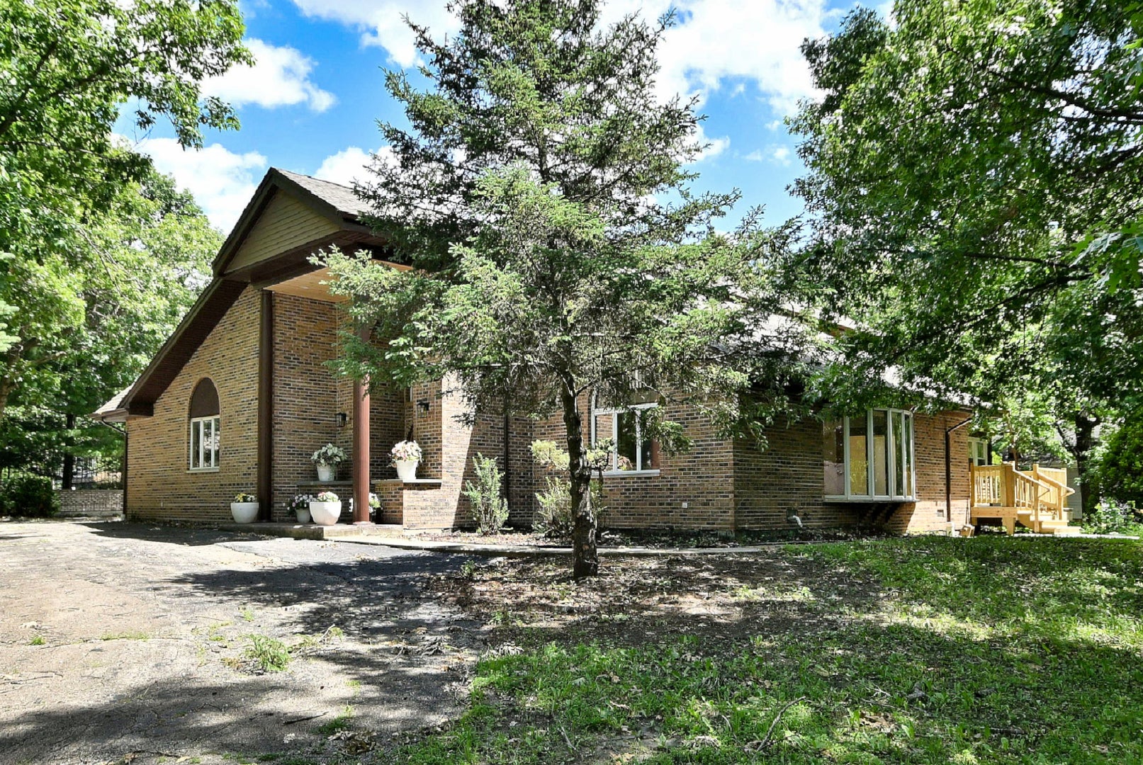 8951 W 99th Street