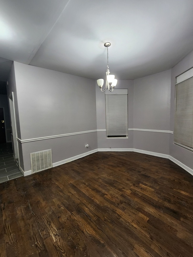 6315 S Eberhart Avenue