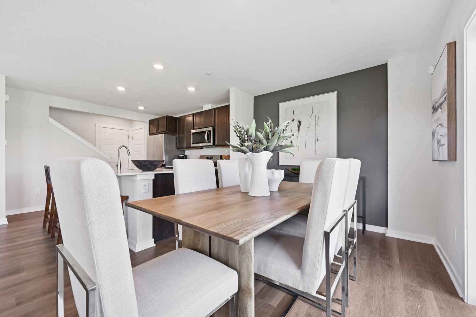 3516 Richardson Circle