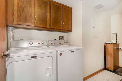 Tiny photo for 1472 N Rock Run Drive #1B, Crest Hill, IL 60403 (MLS # 12516773)
