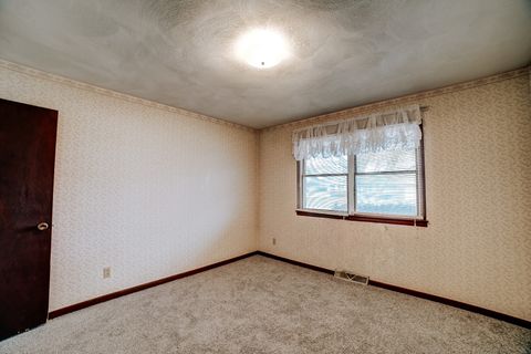 Tiny photo for 601 E Porter Avenue, Watseka, IL 60970 (MLS # 12539179)