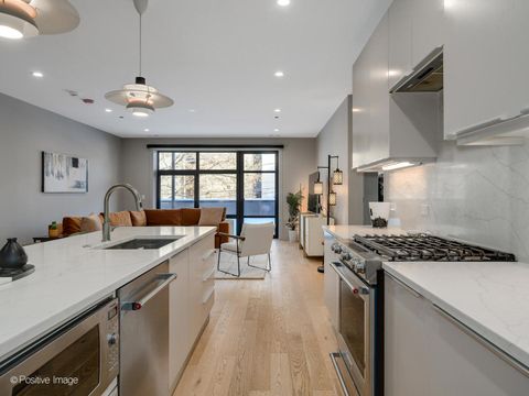 Tiny photo for 1335 N Western Avenue #202, Chicago, IL 60622 (MLS # 12562411)
