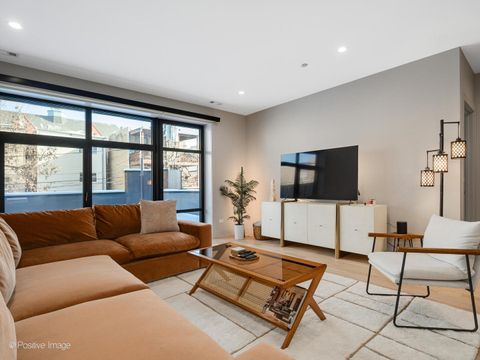 Tiny photo for 1335 N Western Avenue #202, Chicago, IL 60622 (MLS # 12562411)