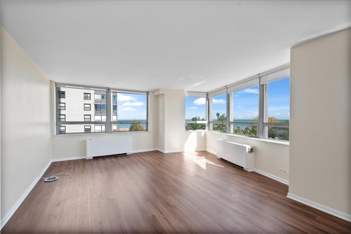 5701 N Sheridan Road 6T