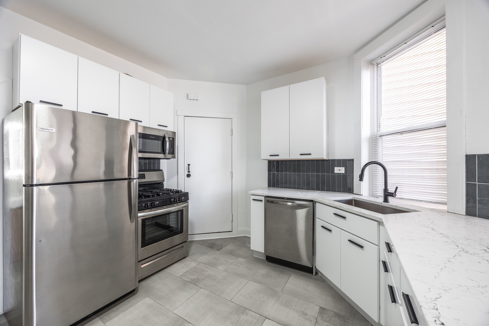 1841 N Kedzie Avenue 2F