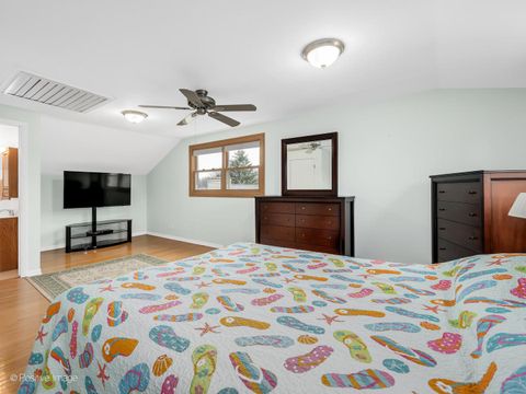 Tiny photo for 1406 E Elm Street, Wheaton, IL 60189 (MLS # 12617325)