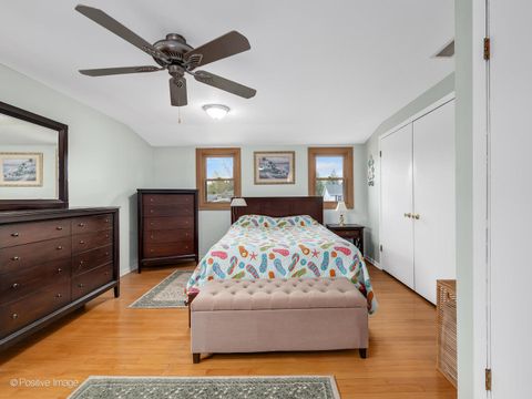 Tiny photo for 1406 E Elm Street, Wheaton, IL 60189 (MLS # 12617325)