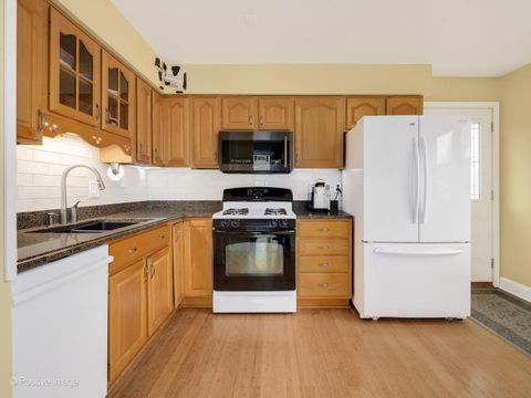 Tiny photo for 1406 E Elm Street, Wheaton, IL 60189 (MLS # 12617325)