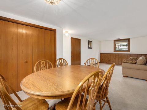 Tiny photo for 1406 E Elm Street, Wheaton, IL 60189 (MLS # 12617325)