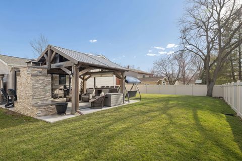 Tiny photo for 6922 Sierra Drive, Darien, IL 60561 (MLS # 12602056)