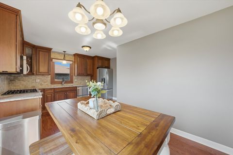 Tiny photo for 8306 163rd Street, Tinley Park, IL 60477 (MLS # 12603459)