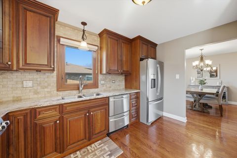 Tiny photo for 8306 163rd Street, Tinley Park, IL 60477 (MLS # 12603459)