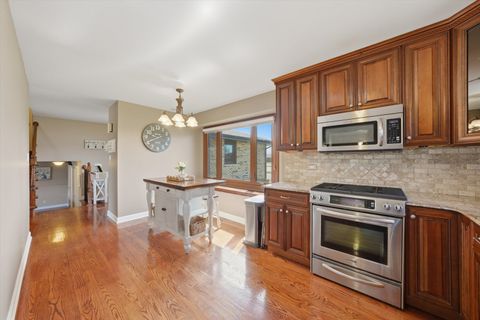 Tiny photo for 8306 163rd Street, Tinley Park, IL 60477 (MLS # 12603459)