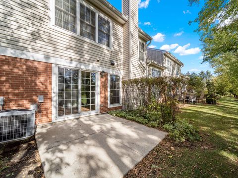 Tiny photo for 872 Old Checker Road, Buffalo Grove, IL 60089 (MLS # 12490701)